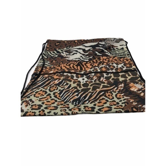 Leopard Drawstring Backpack with Zipper Pockets - Picture 1 of 8